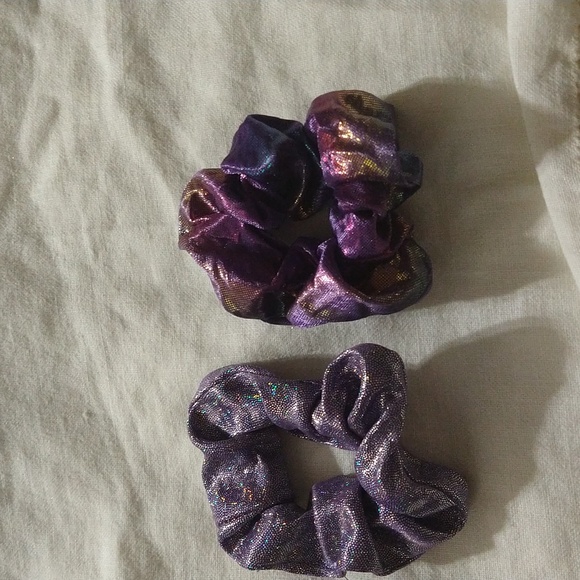 Sparkle and Shine Hair scrunchies - Picture 4 of 5